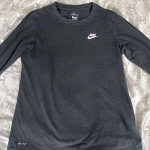 long sleeve nike tee